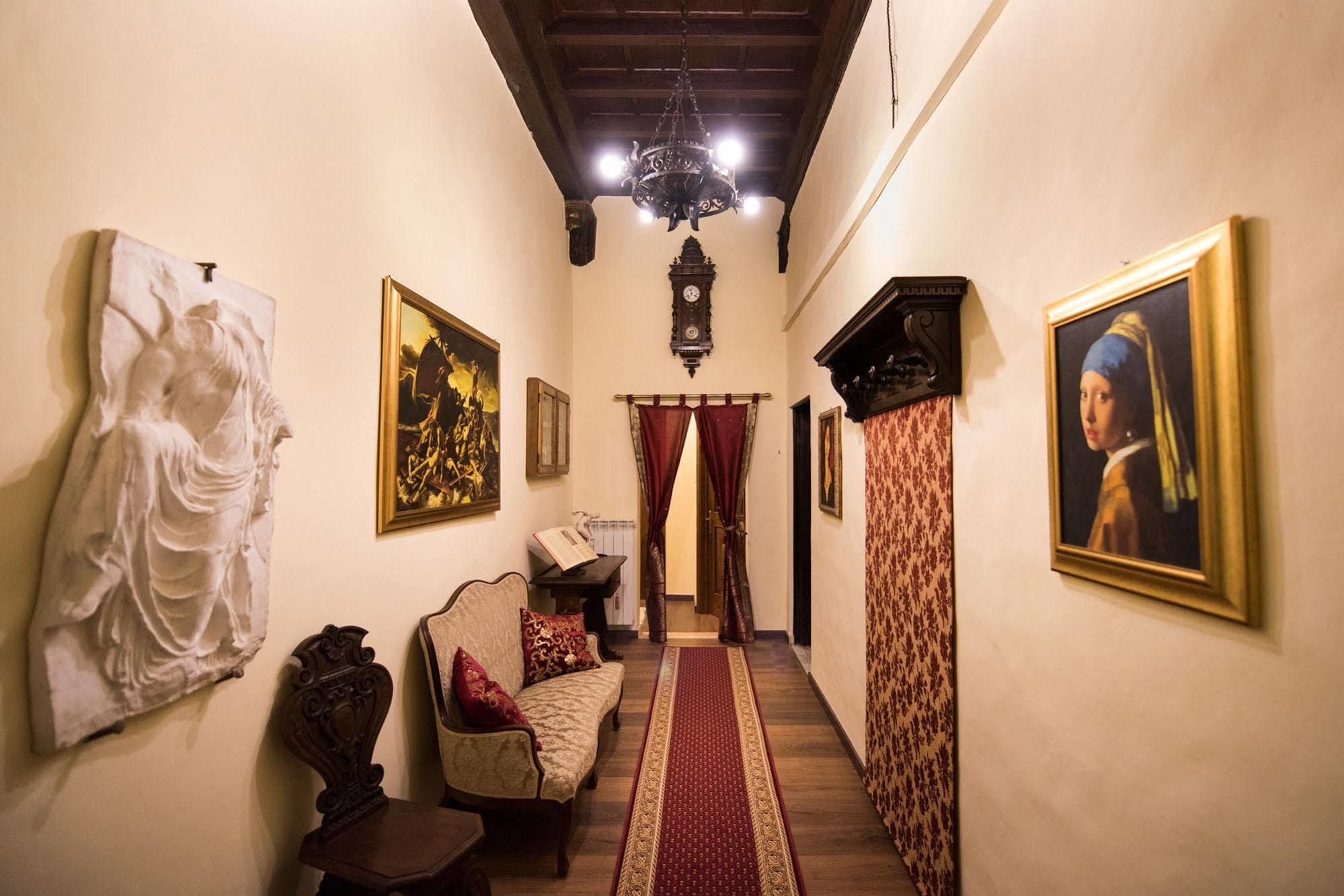All'Ombra Della Torre Only Rooms Siena Exterior foto